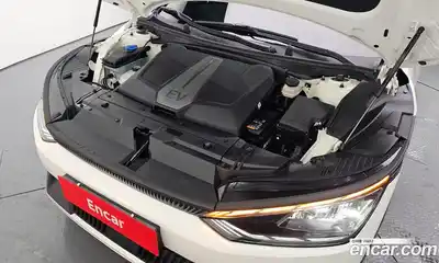 Kia EV6 2022 0.1 гидро в Москве № 121648, миниатюра 6