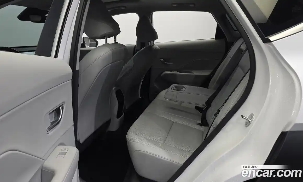 Hyundai Kona 2024 1.6 гидро в Москве № 1244578, фото 11