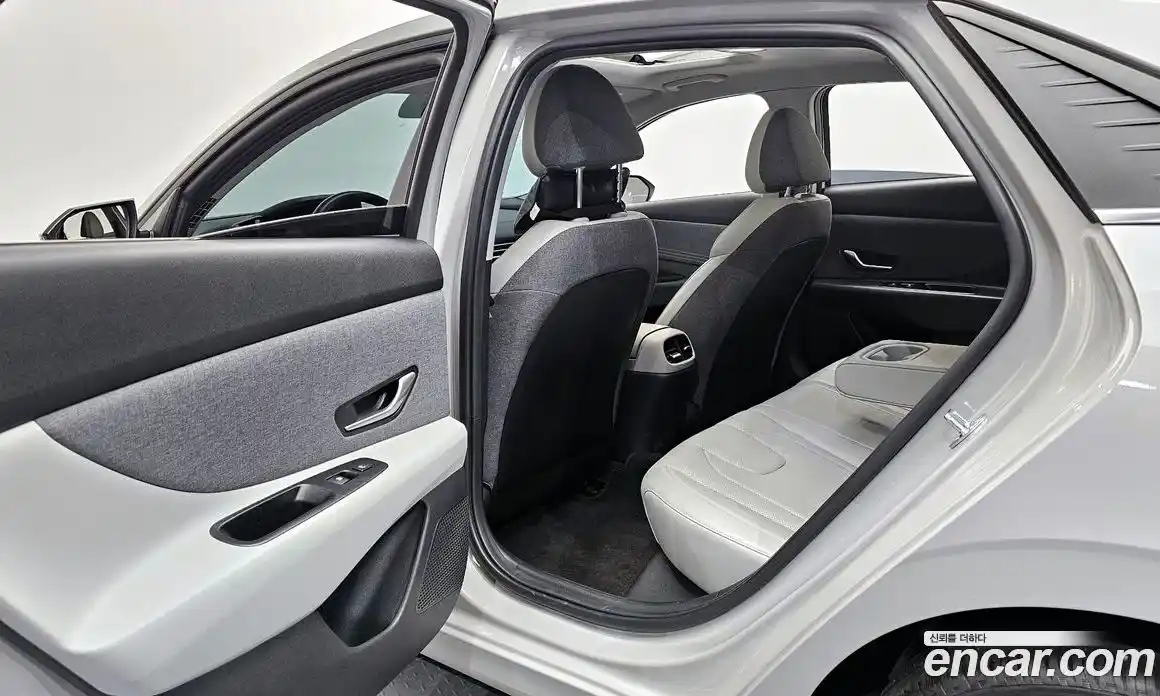 Hyundai Avante 2022 1.6 гидро в Москве № 1244752, фото 11