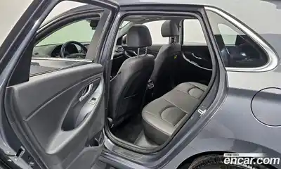 Hyundai i30 2018 1.6 гидро в Москве № 1244756, миниатюра 11
