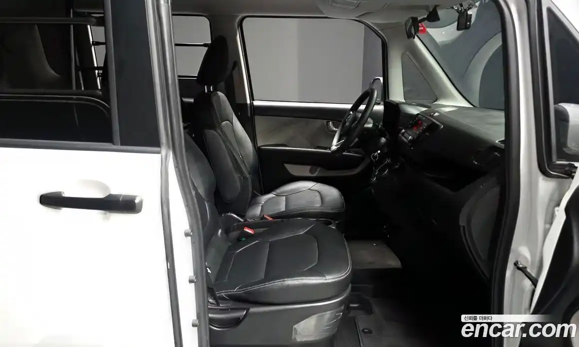 Kia Ray 2024 1.0 Автомат в Москве № 1244984, фото 12