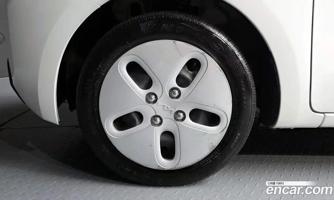 Kia Ray 2024 1.0 Автомат в Москве № 1244984, фото 5