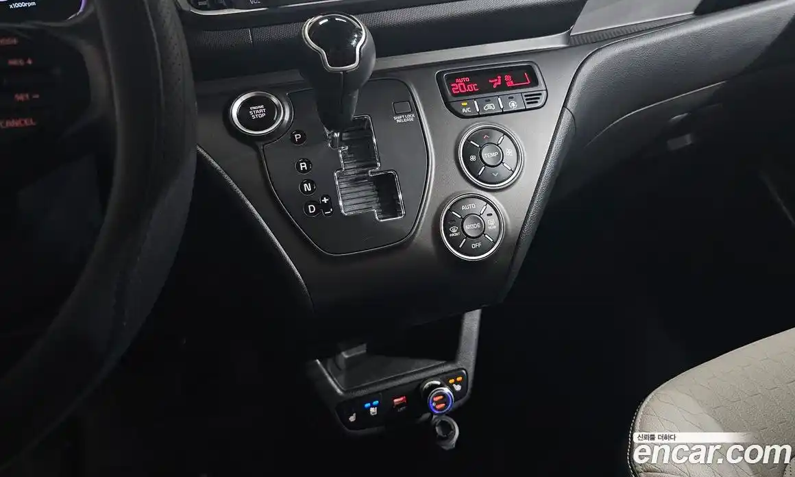 Kia Ray 2022 1.0 Автомат в Москве № 1245049, фото 8