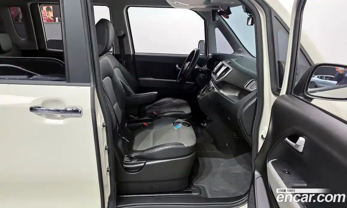 Kia Ray 2022 1.0 Автомат в Москве № 1245121, фото 11