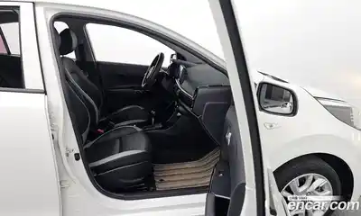 Kia Morning 2019 1.0 Автомат в Москве № 1245149, миниатюра 11