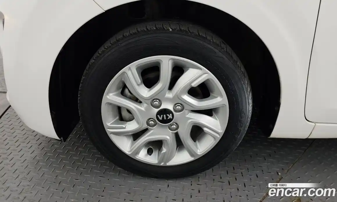 Kia Morning 2019 1.0 Автомат в Москве № 1245149, фото 5