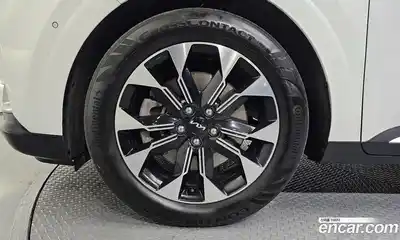 Kia Canival 2023 3.5 гидро в Москве № 1245282, миниатюра 5