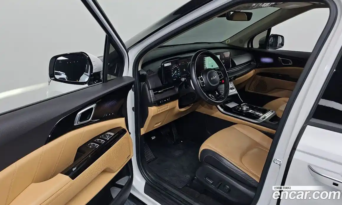 Kia Canival 2023 3.5 гидро в Москве № 1245282, фото 10