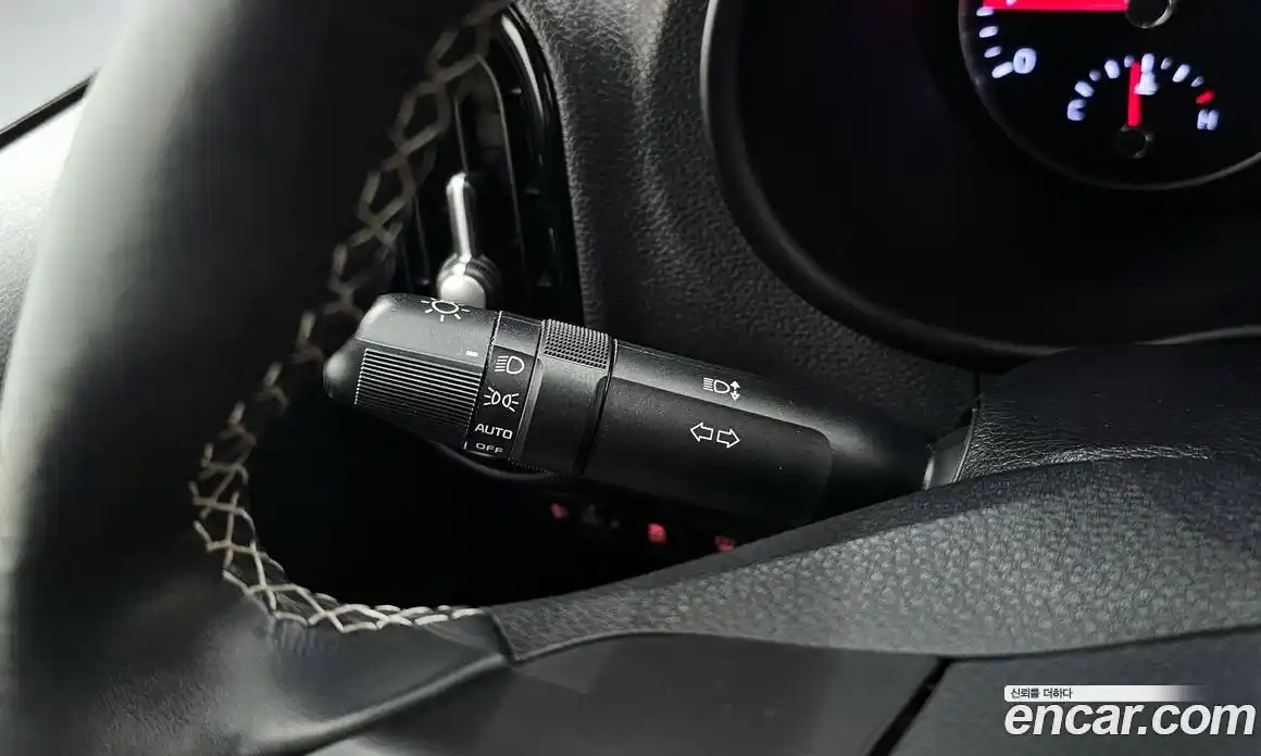 Kia Morning 2019 1.0 Автомат в Москве № 1245354, фото 19