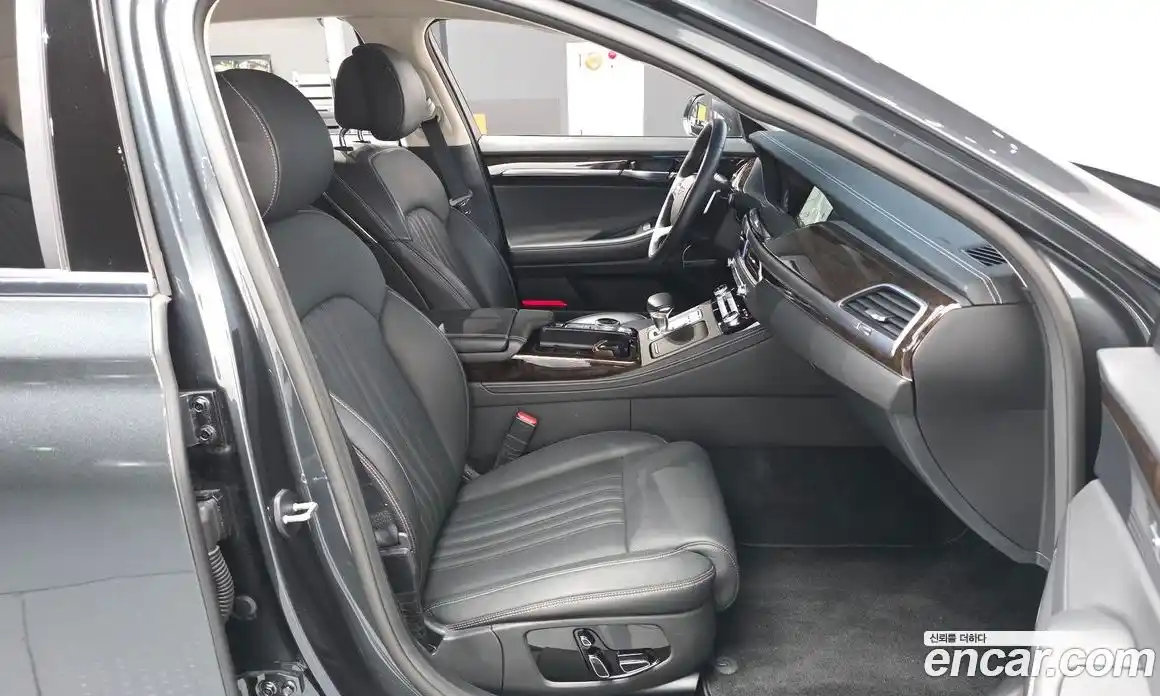 Genesis G90 2021 3.8 гидро в Москве № 1245421, фото 11