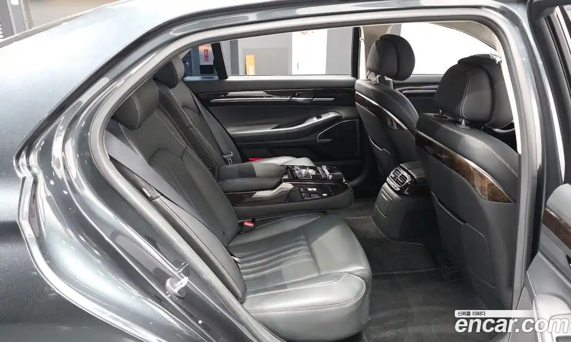 Genesis G90 2021 3.8 гидро в Москве № 1245421, фото 12