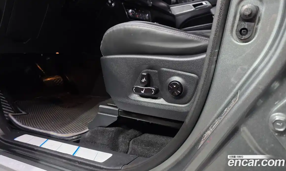 SsangYong Rexton 2018 2.2 Автомат в Москве № 1245731, фото 18