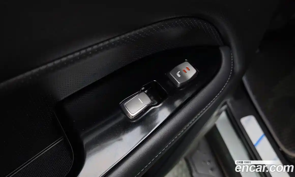 SsangYong Rexton 2018 2.2 Автомат в Москве № 1245731, фото 19