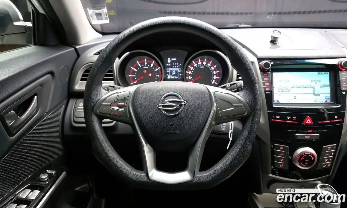 SsangYong TIBOLI 2016 1.6 Автомат в Москве № 1246274, фото 13