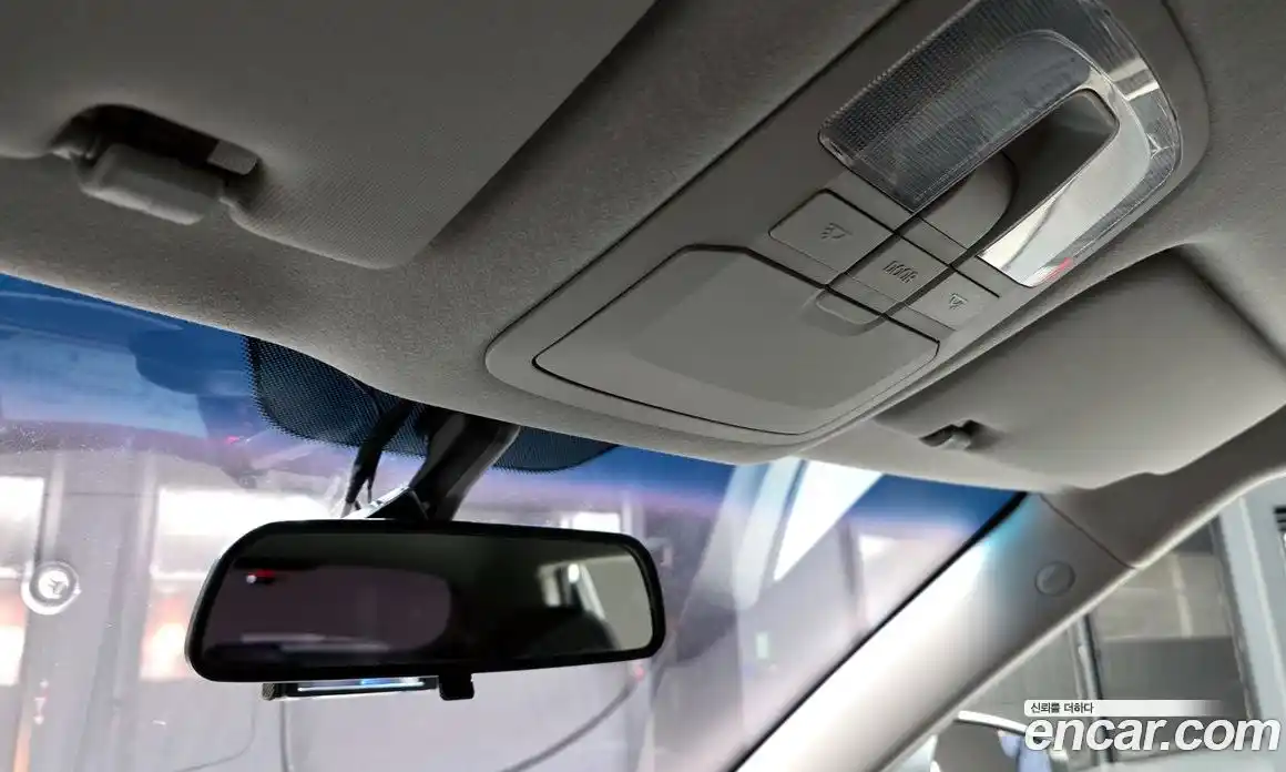 SsangYong TIBOLI 2016 1.6 Автомат в Москве № 1246274, фото 17