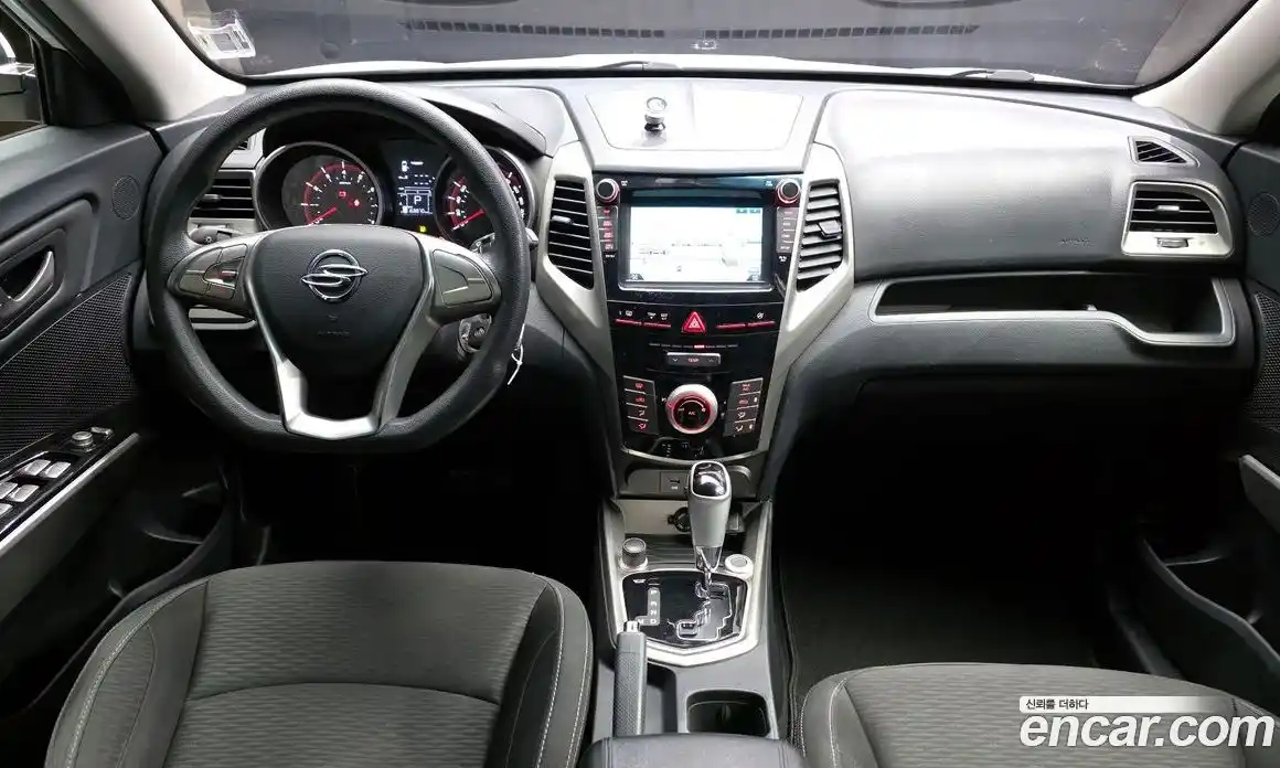 SsangYong TIBOLI 2016 1.6 Автомат в Москве № 1246274, фото 7