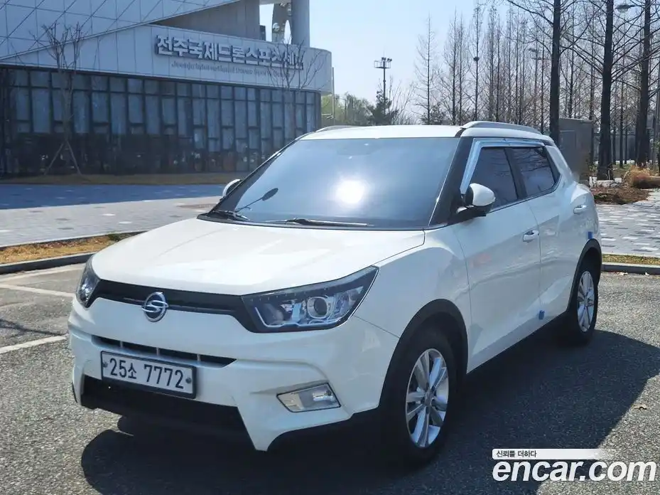 SsangYong TIBOLI 2016 1.6 Автомат в Москве № 1246426, фото 1