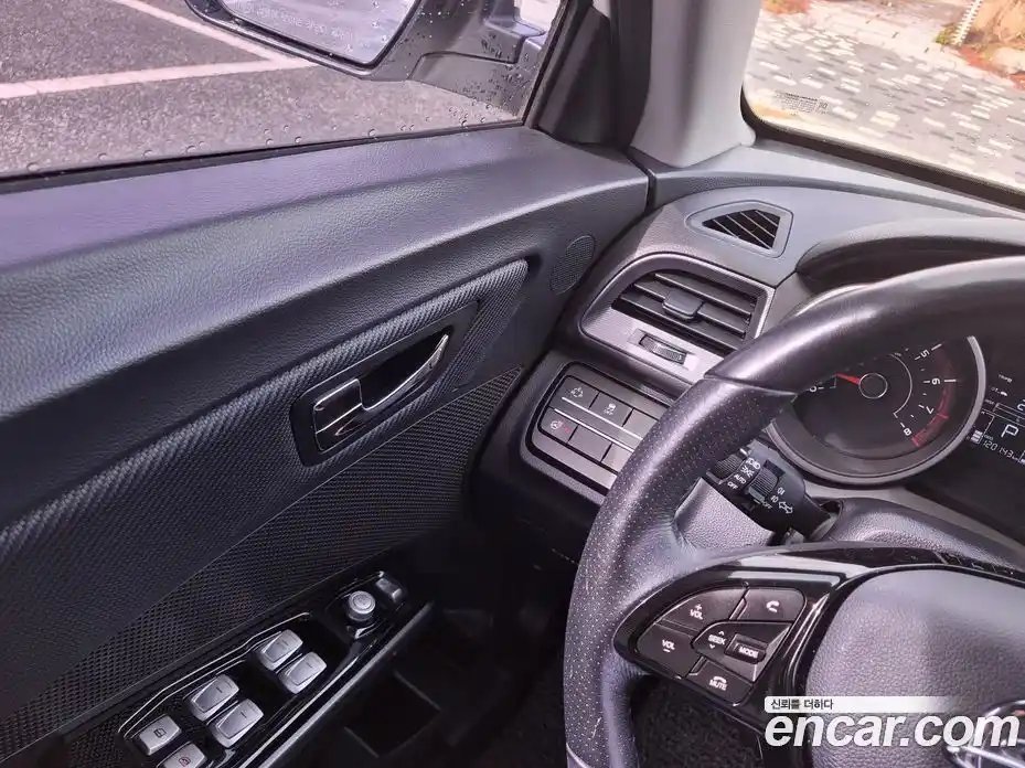 SsangYong TIBOLI 2016 1.6 Автомат в Москве № 1246426, фото 14