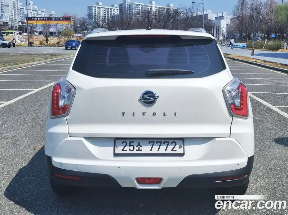 SsangYong TIBOLI 2016 1.6 Автомат в Москве № 1246426, фото 5