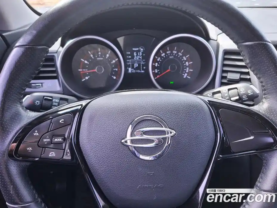 SsangYong TIBOLI 2016 1.6 Автомат в Москве № 1246426, фото 10