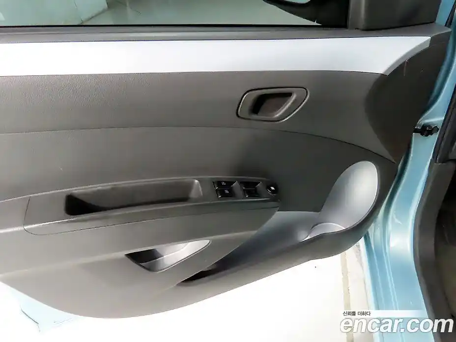 Chevrolet Spark 2011 1.0 гидро в Москве № 1247188, фото 13