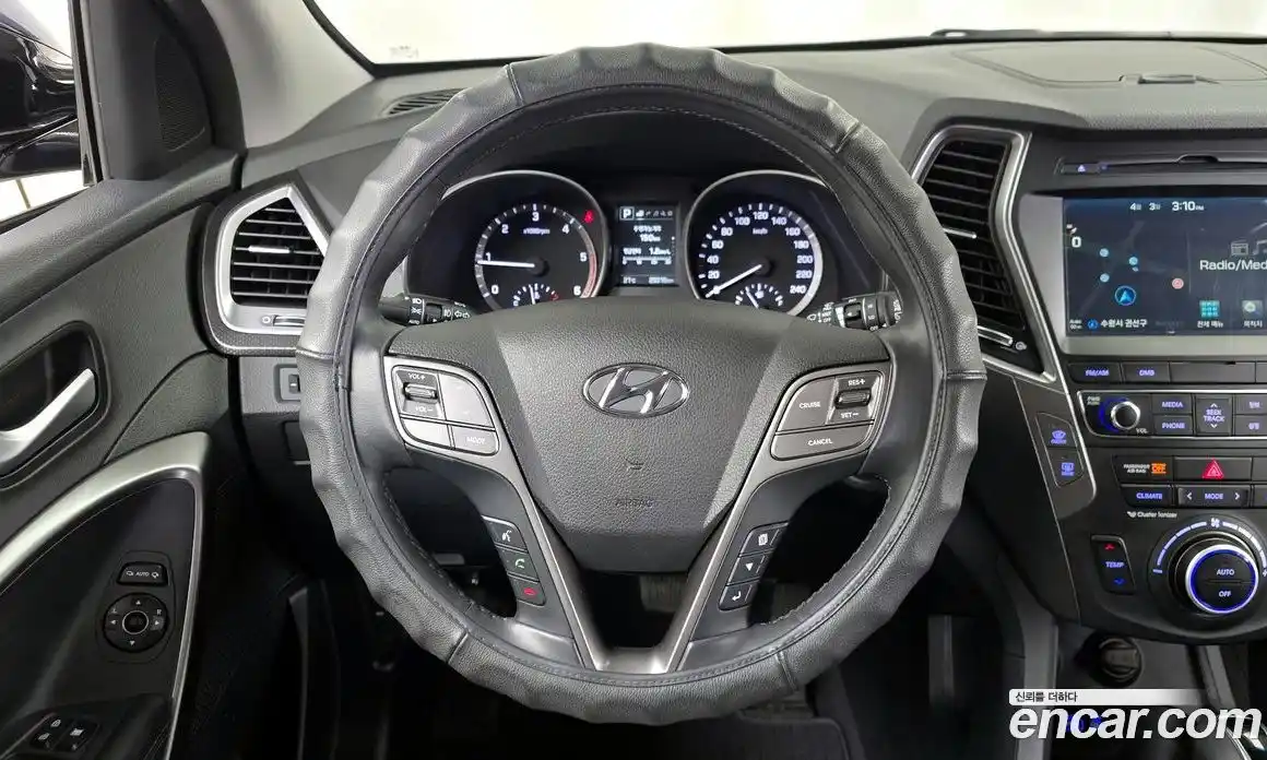 Hyundai Santa Fe 2016 2.0 гидро в Москве № 1247856, фото 13