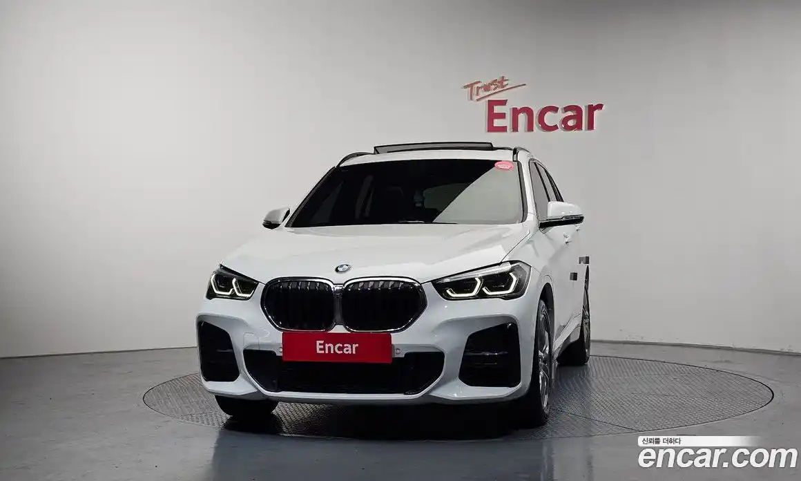 BMW X1 2022 2.0 гидро в Москве № 1247952, фото 3