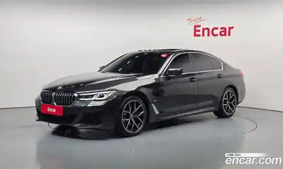 BMW 5-Series, 2022