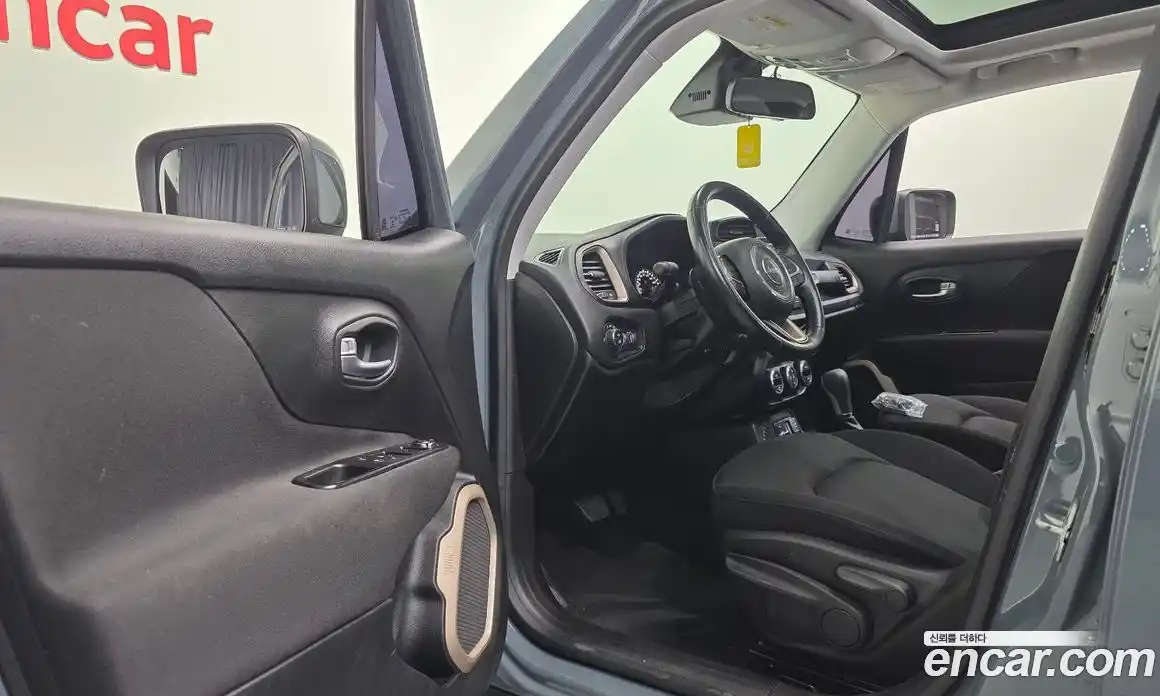 Jeep Renegade 2017 2.4 гидро в Москве № 1248061, фото 12