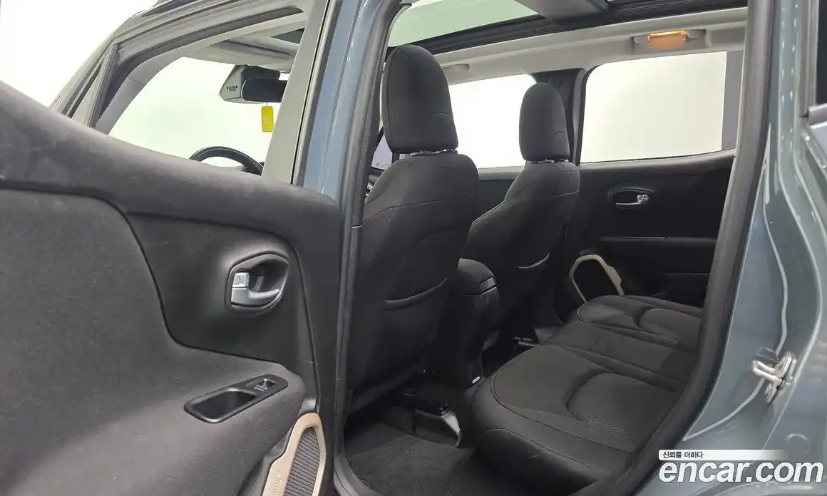 Jeep Renegade 2017 2.4 гидро в Москве № 1248061, фото 18
