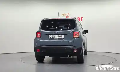 Jeep Renegade 2017 2.4 гидро в Москве № 1248061, миниатюра 4
