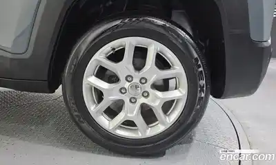 Jeep Renegade 2017 2.4 гидро в Москве № 1248061, миниатюра 5