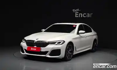 BMW 5-Series, 2022