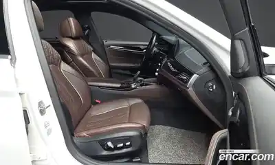 BMW 5-Series 2022 2.0 гидро в Москве № 1248093, миниатюра 11