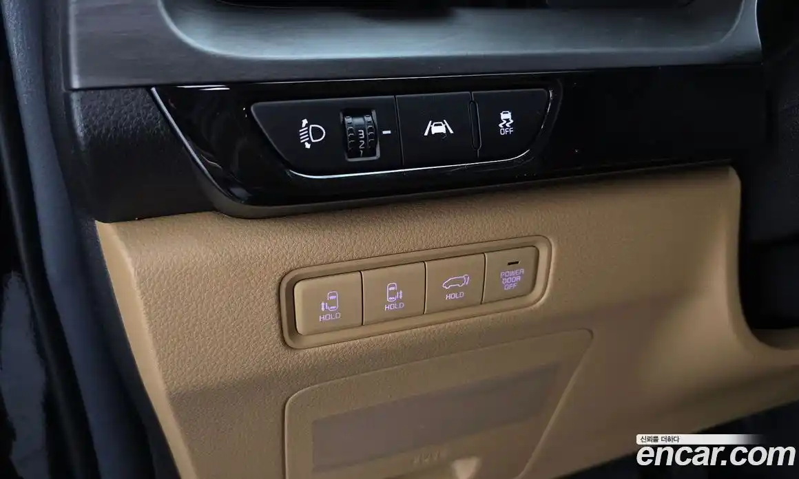 Kia Canival 2023 2.2 Автомат в Москве № 1248191, фото 17