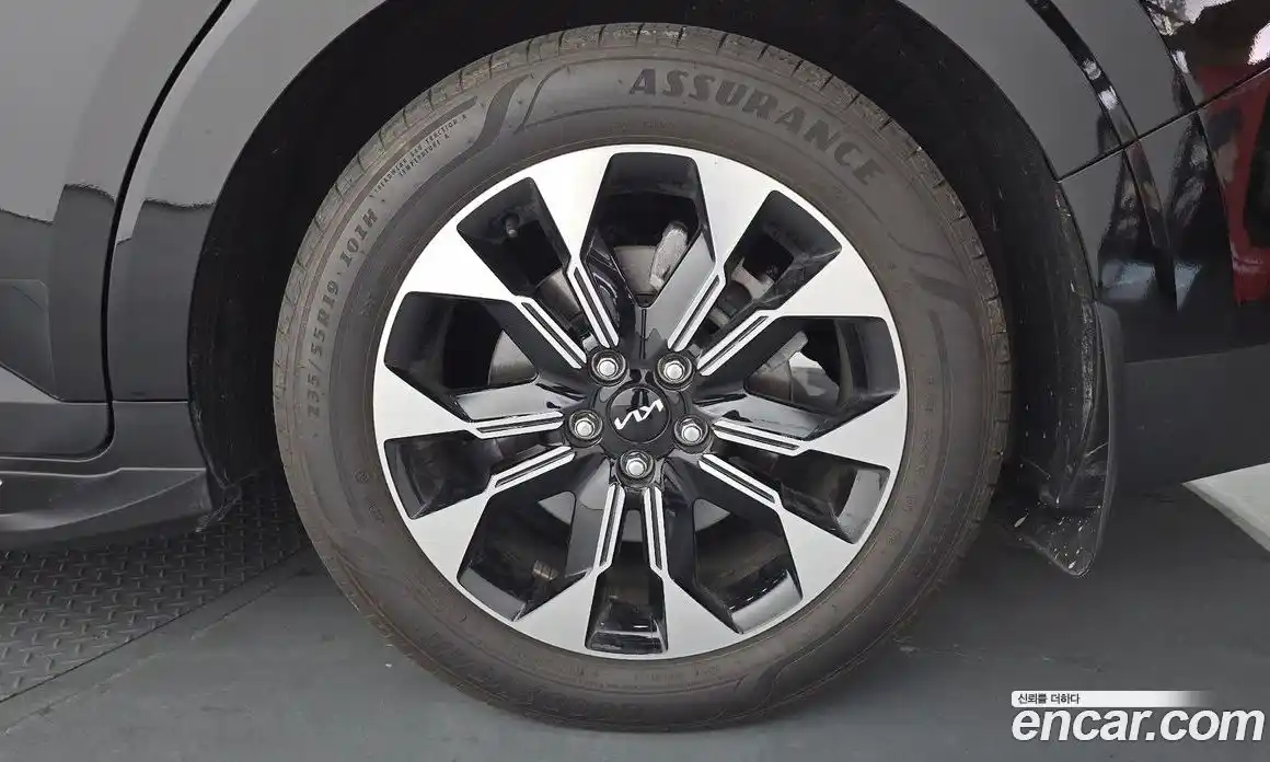 Kia Canival 2023 2.2 Автомат в Москве № 1248191, фото 5