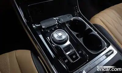 Kia Canival 2023 2.2 Автомат в Москве № 1248191, миниатюра 9