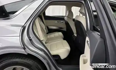 Genesis GV70 2024 2.5 гидро в Москве № 1248385, миниатюра 12