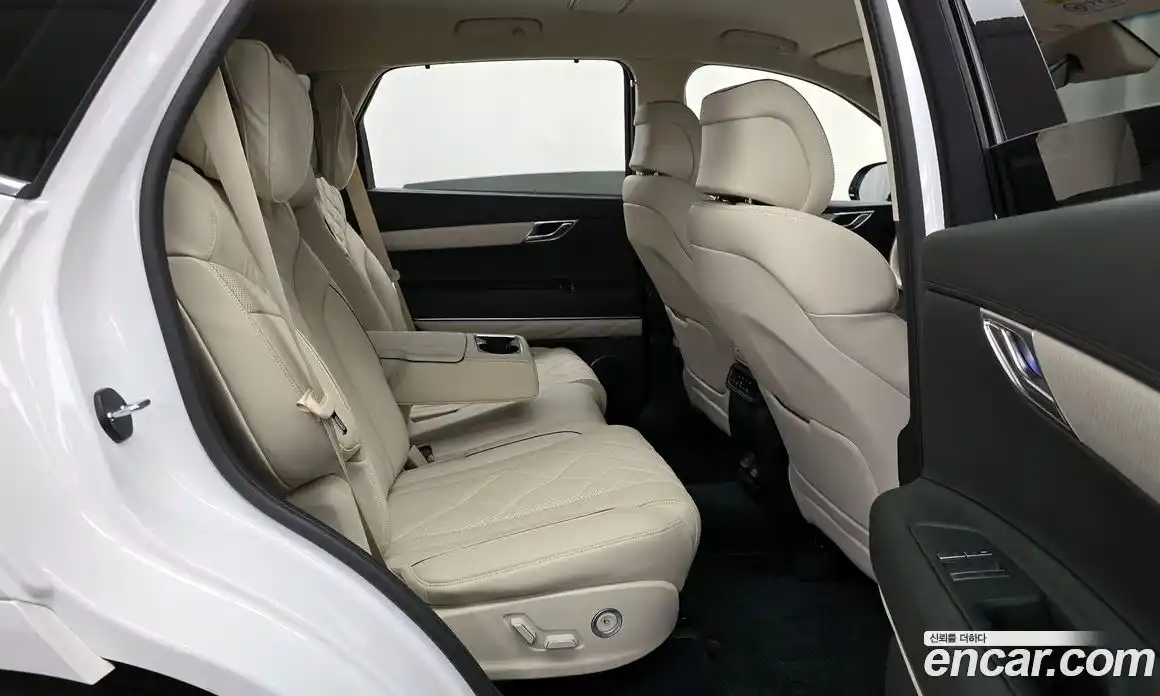 Genesis GV80 2024 2.5 Автомат в Москве № 1248392, фото 12