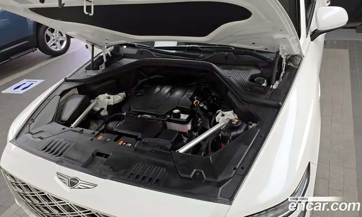 Genesis GV80 2024 2.5 Автомат в Москве № 1248392, фото 6