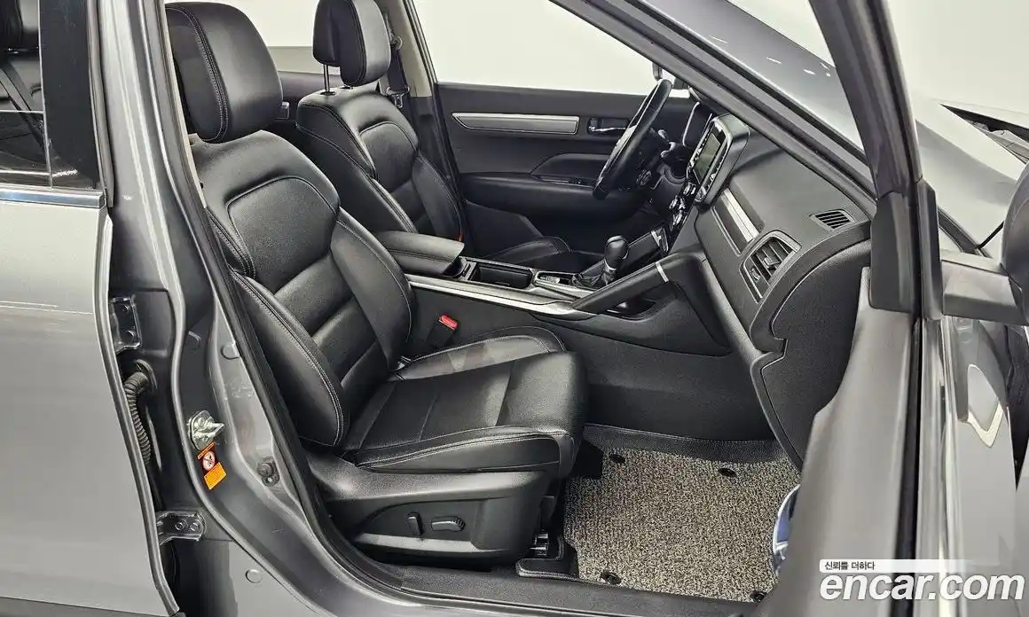 Renault QM6 2017 2.0 гидро в Москве № 1249343, фото 10