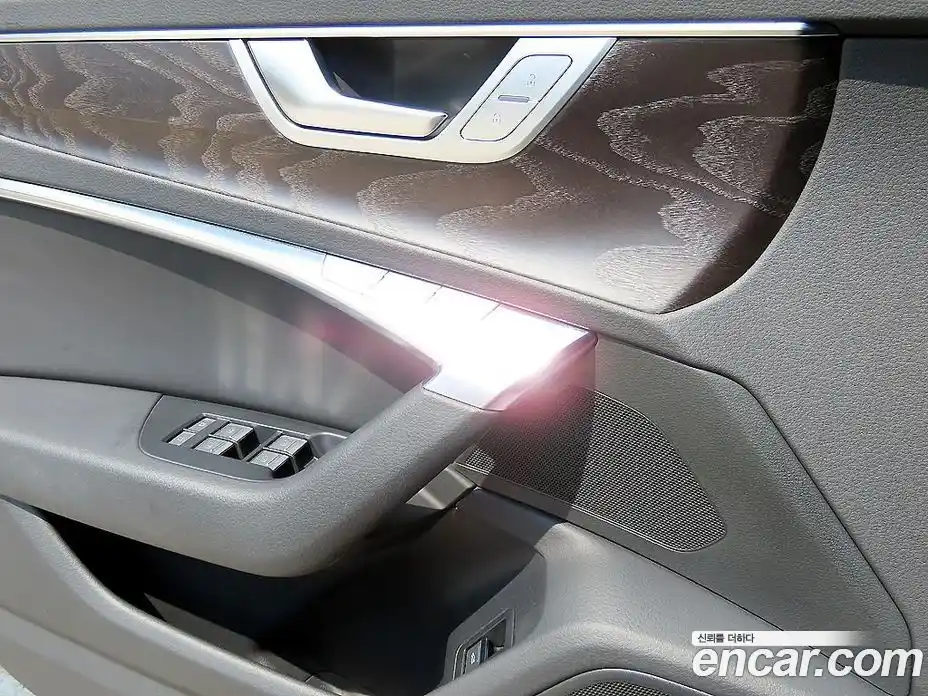Audi A6 2021 2.0 гидро, фото 12