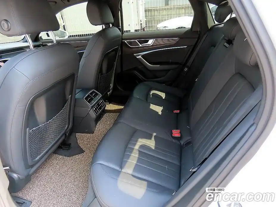Audi A6 2021 2.0 гидро, фото 6
