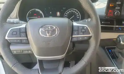 Toyota Sienna 2024 2.5 гидро в Москве № 1249956, миниатюра 11