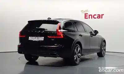 Volvo V60 2020 2.0 гидро в Москве № 1250139, миниатюра 2