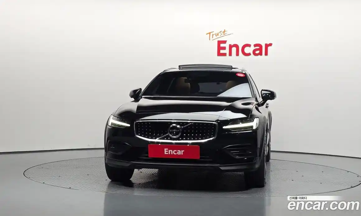 Volvo V60 2020 2.0 гидро в Москве № 1250139, фото 3