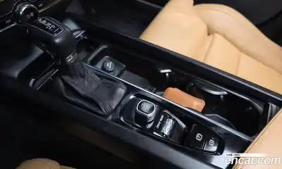 Volvo V60 2020 2.0 гидро в Москве № 1250139, миниатюра 9