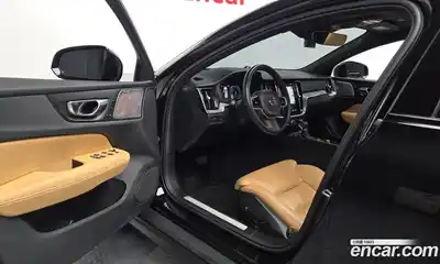 Volvo V60 2020 2.0 гидро в Москве № 1250139, миниатюра 10
