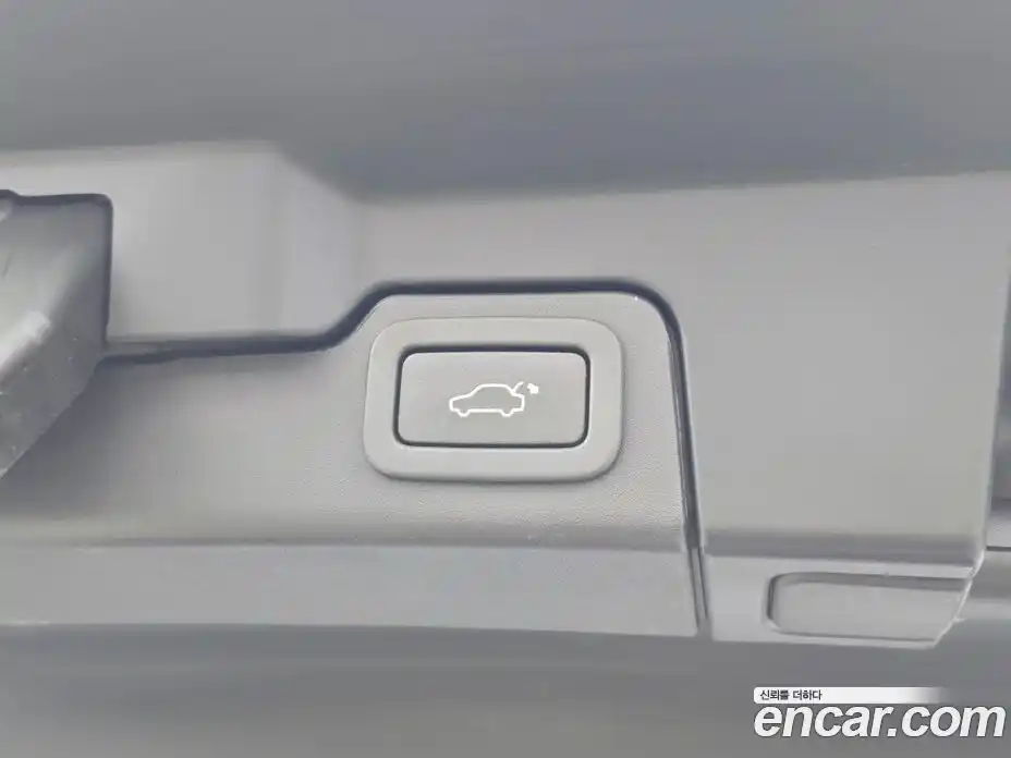 Land Rover Range-Rover Evoque 2018 2.0 гидро в Москве № 1250652, фото 17