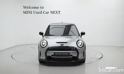 Mini Cooper 2024 2.0 гидро в Москве № 1250742, миниатюра 3